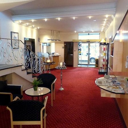 City Hotel By Celina Hagen  Luaran gambar