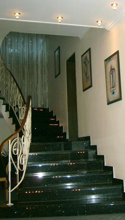 City Hotel By Celina Hagen  Luaran gambar